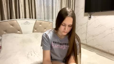 Anny Simpson online show from 11.07.25