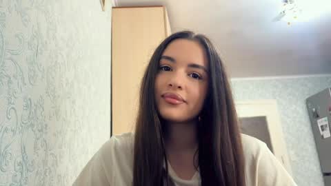 Caroline online show from 05.13.26