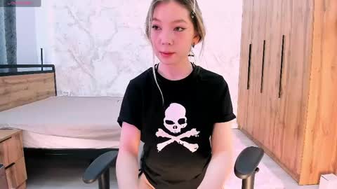 Snapshot of babby_rabbit_ chatting on 05.06.26 Cute Raby online show from 05.06.26