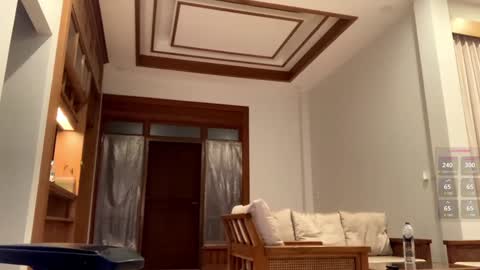 Snapshot of babiej_ chatting on 12.03.24 Jialyn online show from 12.03.24