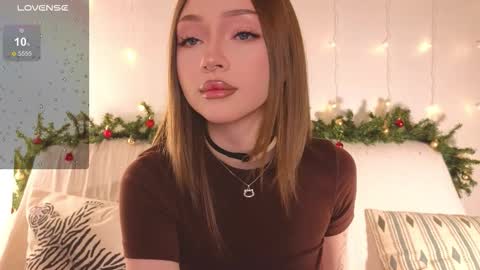 Snapshot of baby_adele chatting on 12.19.25 bb adele online show from 12.19.25