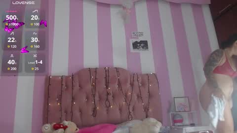 Snapshot of baby_candy22 chatting on 02.24.26 zaleya online show from 02.24.26