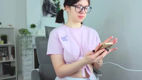 Evalena maybe just Eva online show from 02.10.26