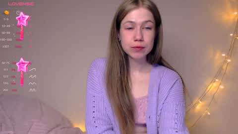 Snapshot of baby_girl_0001 chatting on 01.24.25 Kira online show from 01.24.25