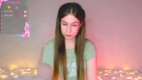 Snapshot of baby_girl_0001 chatting on 12.17.25 Kira online show from 12.17.25