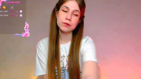 Snapshot of baby_girl_0001 chatting on 01.05.26 Kira online show from 01.05.26