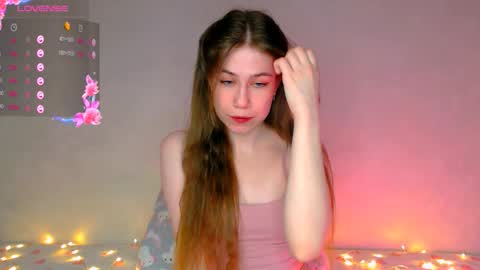 Snapshot of baby_girl_0001 chatting on 01.09.26 Kira online show from 01.09.26