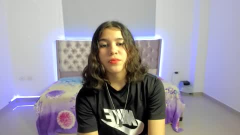 baby_glow01 online show from 10.09.25