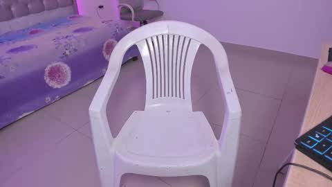 baby_glow01 online show from 11.07.25