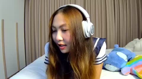 Snapshot of baby_hotaru chatting on 06.12.26 Haru Chan online show from 06.12.26