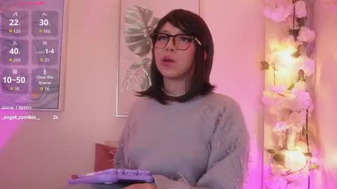 Baby june online show from 06.11.26