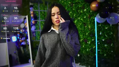 Snapshot of baby_nyco chatting on 11.07.25 Baby Nico online show from 11.07.25