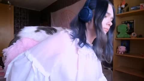 Alice online show from 04.30.26