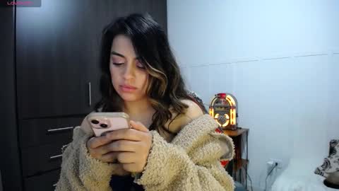 Snapshot of baby_roose chatting on 01.16.25 Baby online show from 01.16.25