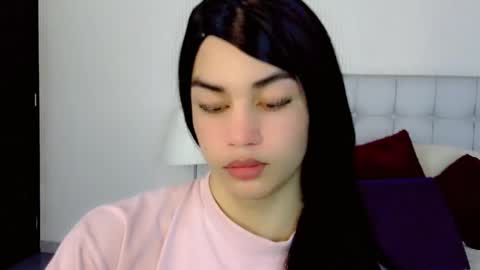 Snapshot of baby_sky01 chatting on 10.04.25 KENDALL online show from 10.04.25