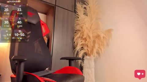 FOLLOW ME  online show from 11.21.25