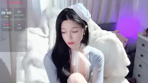 Snapshot of baby_su chatting on 03.05.25 SuSu online show from 03.05.25