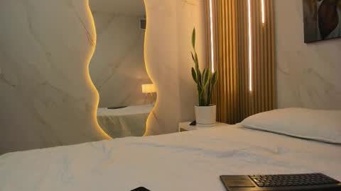 Snapshot of babyangel18_ chatting on 02.07.26 ANGEL online show from 02.07.26