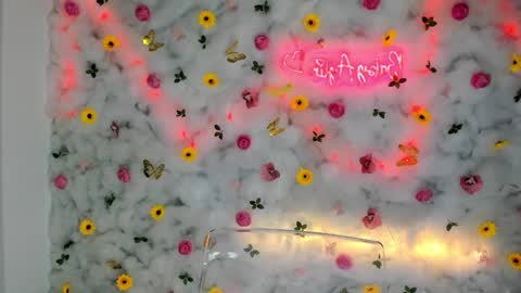 Snapshot of babyaylin chatting on 01.21.25 Aylin  online show from 01.21.25