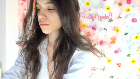 Snapshot of babyaylin chatting on 02.06.25 Aylin  online show from 02.06.25