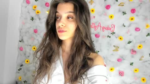 Snapshot of babyaylin chatting on 02.26.25 Aylin  online show from 02.26.25