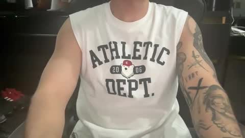 Snapshot of babybemine420 chatting on 11.14.25 babybemine420 online show from 11.14.25