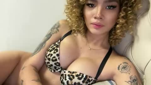 Snapshot of babyclarats chatting on 03.06.26 Clara online show from 03.06.26