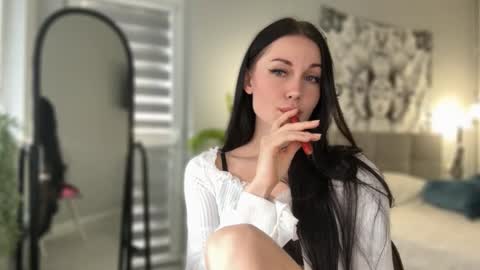 Snapshot of babycoffee chatting on 11.20.25 Baby Coffee online show from 11.20.25