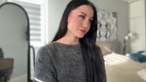 Snapshot of babycoffee chatting on 11.22.25 Baby Coffee online show from 11.22.25