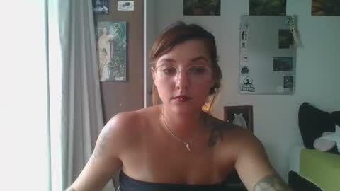 babydemon6 online show from 02.19.25