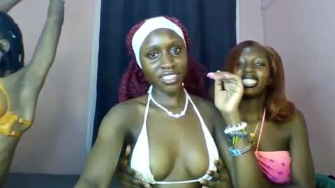 Snapshot of babydoll_230 chatting on 05.16.26 Babydoll 230 online show from 05.16.26