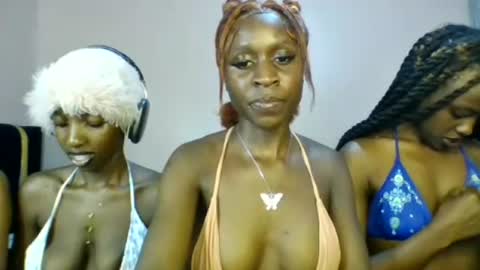 Snapshot of babydoll_230 chatting on 07.06.26 Babydoll 230 online show from 07.06.26