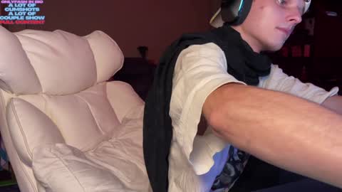 Big cock boy online show from 01.14.25