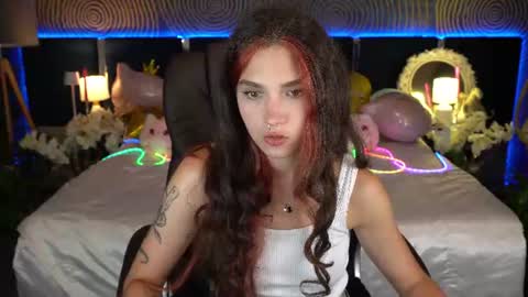 Snapshot of babyflowerr chatting on 08.03.26 Sasha online show from 08.03.26