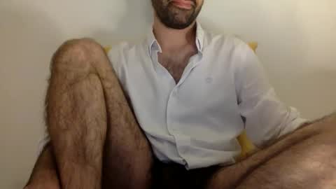 Snapshot of babyhardy chatting on 10.25.25 Tom A.    online show from 10.25.25