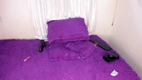 Snapshot of babyhorny_777 chatting on 01.26.25 babyhorny_777 online show from 01.26.25