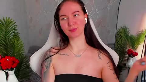 Sophia online show from 04.28.26