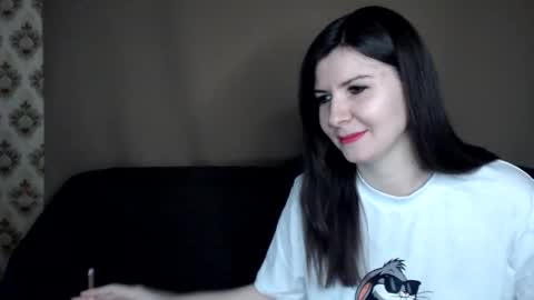 Snapshot of babykaten chatting on 11.22.25 babykaten online show from 11.22.25