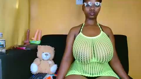 babyluciax online show from 05.11.26