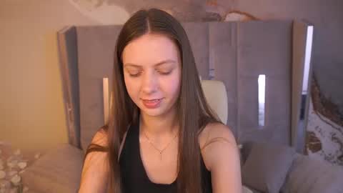 Lady Vi online show from 06.24.26