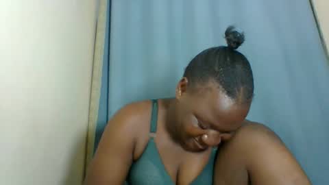 Snapshot of babymolly2 chatting on 11.04.25 Rossy Kwekwe online show from 11.04.25