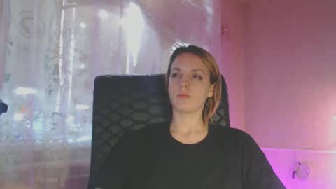 Snapshot of babymuro4ka chatting on 01.12.25 Sonya online show from 01.12.25