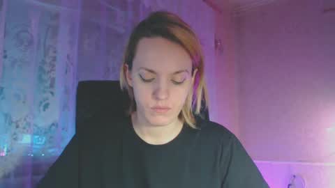 Snapshot of babymuro4ka chatting on 01.12.25 Sonya online show from 01.12.25