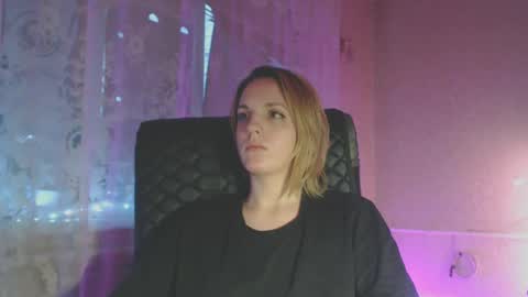 Snapshot of babymuro4ka chatting on 01.18.25 Sonya online show from 01.18.25