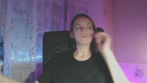 Snapshot of babymuro4ka chatting on 01.21.25 Sonya online show from 01.21.25