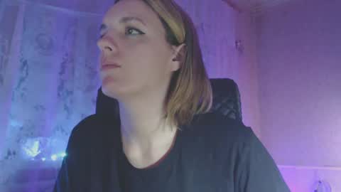 Snapshot of babymuro4ka chatting on 01.22.25 Sonya online show from 01.22.25