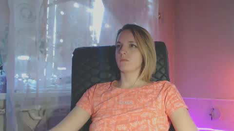 Snapshot of babymuro4ka chatting on 02.27.25 Sonya online show from 02.27.25