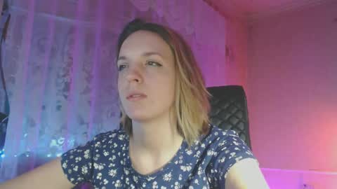 Snapshot of babymuro4ka chatting on 03.05.25 Sonya online show from 03.05.25