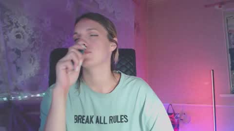 Snapshot of babymuro4ka chatting on 09.12.25 Sonya online show from 09.12.25