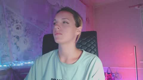 Snapshot of babymuro4ka chatting on 09.12.25 Sonya online show from 09.12.25